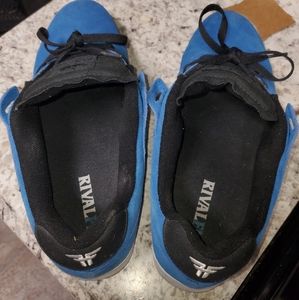 Fallen shoe bundle reserved